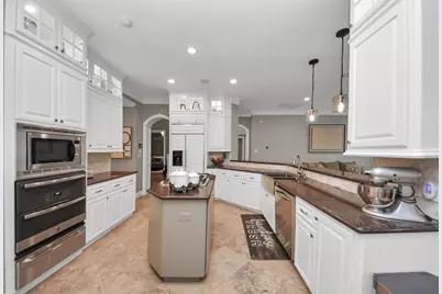 2502 Blossom Bay Court, Houston, TX 77059 - Photo 11