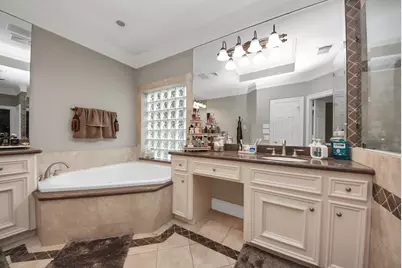 2502 Blossom Bay Court, Houston, TX 77059 - Photo 21