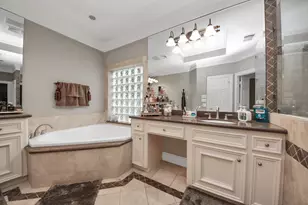 2502 Blossom Bay Ct, Houston, TX 77059 - Photo 21