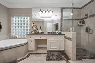 2502 Blossom Bay Ct, Houston, TX 77059 - Photo 19