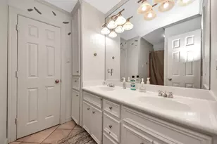 2502 Blossom Bay Ct, Houston, TX 77059 - Photo 27