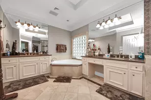 2502 Blossom Bay Ct, Houston, TX 77059 - Photo 19