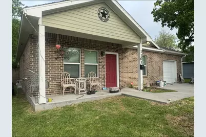1101 11th 1/2 Street N, Texas City, TX 77590 - Photo 9