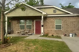 1101 11th 1/2 Street N, Texas City, TX 77590 - Photo 5