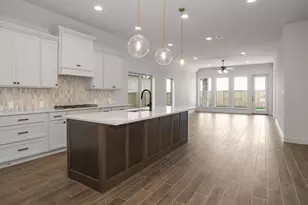 9511 Chateau Hl Dr, Manvel, TX 77583 - Photo 5