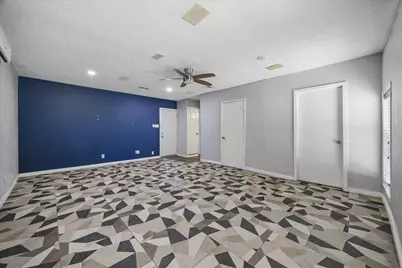 1526 Diplomat Way, Houston, TX 77088 - Photo 7