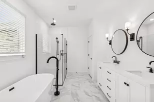 12219 Old Fashion Cir, Mont Belvieu, TX 77535 - Photo 19