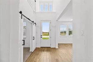 12219 Old Fashion Cir, Mont Belvieu, TX 77535 - Photo 3