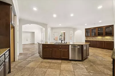 7906 Emerald Haven Drive, Sugar Land, TX 77479 - Photo 9