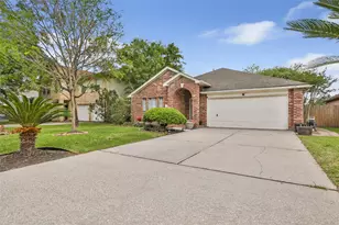 21475 Palace Pines Dr, Kingwood, TX 77339 - Photo 3