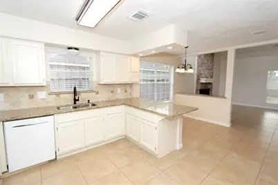 2731 Colony Drive, Sugar Land, TX 77479 - Photo 9