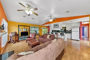 4502 Gainsborough Dr, Brookshire, TX 77423 - Photo 9