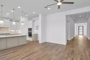 39014 Heron Run Wy, Magnolia, TX 77354 - Photo 3