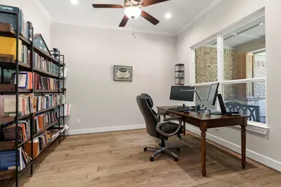 244 Grand View, Huntsville, TX 77340 - Photo 9