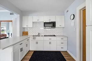 1405 Harvard St, Houston, TX 77008 - Photo 7