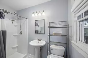 1405 Harvard St, Houston, TX 77008 - Photo 9