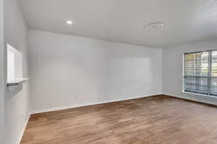 1860 White Oak Dr, Houston, TX 77009 - Photo 11