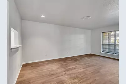 1860 White Oak Drive #333, Houston, TX 77009 - Photo 11