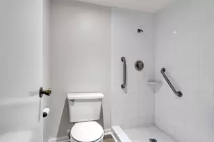 1860 White Oak Dr, Houston, TX 77009 - Photo 17