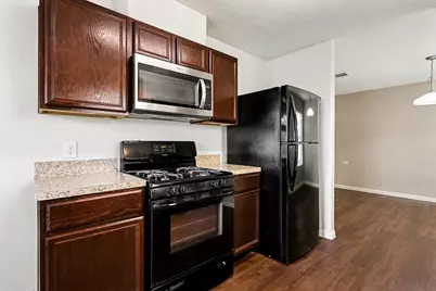 882 Darbydale Crossing Lane, Houston, TX 77090 - Photo 11