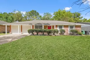 5922 Densmore Dr, Houston, TX 77035 - Photo 1