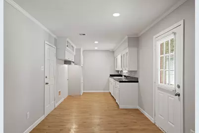 5922 Densmore Drive, Houston, TX 77035 - Photo 5