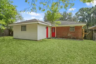 5922 Densmore Dr, Houston, TX 77035 - Photo 15