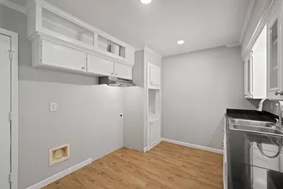 5922 Densmore Drive, Houston, TX 77035 - Photo 7