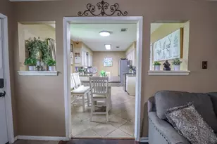 2055 Stacy St, Beaumont, TX 77707 - Photo 11