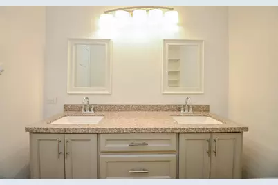 13338 Forest Knoll Drive, Houston, TX 77049 - Photo 17