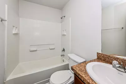 5818 Northern Oak Street, Houston, TX 77016 - Photo 13