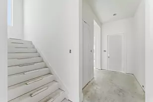 609 E 25th St, Houston, TX 77008 - Photo 35