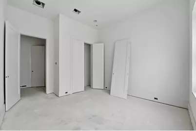 609 E 25th Street, Houston, TX 77008 - Photo 11