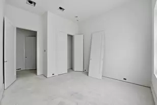609 E 25th St, Houston, TX 77008 - Photo 11