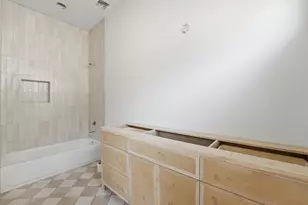 609 E 25th St, Houston, TX 77008 - Photo 21