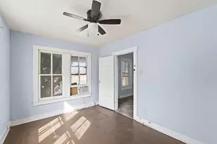 2420 Stevens St, Houston, TX 77026 - Photo 9