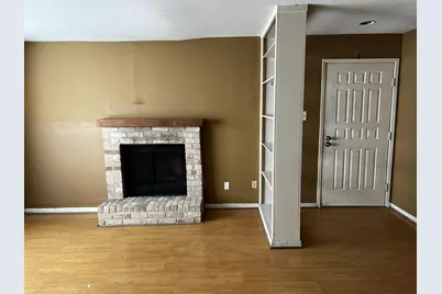 2100 Wilcrest Drive #114, Houston, TX 77042 - Photo 5