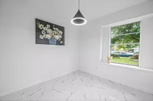 12123 Pompano Ln, Houston, TX 77072 - Photo 9