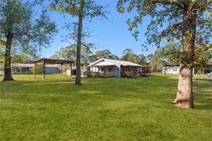 2705 21st St, Hempstead, TX 77445 - Photo 25