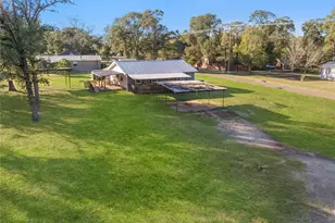 2705 21st St, Hempstead, TX 77445 - Photo 33