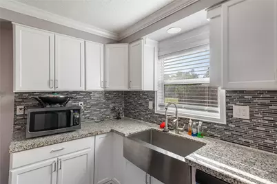 2705 21st Street, Hempstead, TX 77445 - Photo 7