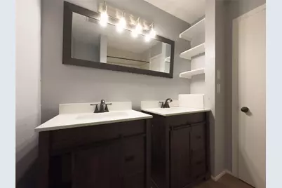 122 N Iowa Avenue #4, League City, TX 77573 - Photo 11