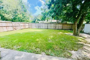 122 N Iowa Ave, League City, TX 77573 - Photo 15