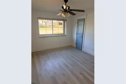 1906 Shadow Bend Drive, Houston, TX 77043 - Photo 5