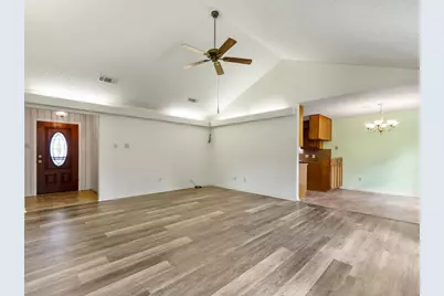 1517 Oakcrest Street, Wharton, TX 77488 - Photo 5