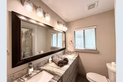 4741 Kinglet Street, Houston, TX 77035 - Photo 35