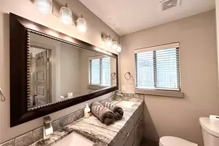 4741 Kinglet St, Houston, TX 77035 - Photo 35