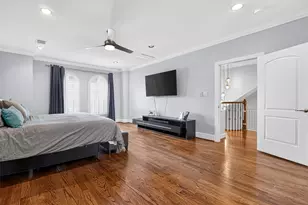 1042 W 15th 1/2 St, Houston, TX 77008 - Photo 43
