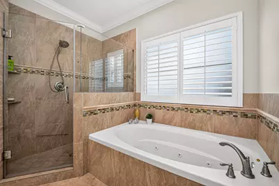 1042 W 15th 1/2 Street, Houston, TX 77008 - Photo 47