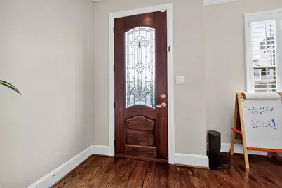1042 W 15th 1/2 Street, Houston, TX 77008 - Photo 7